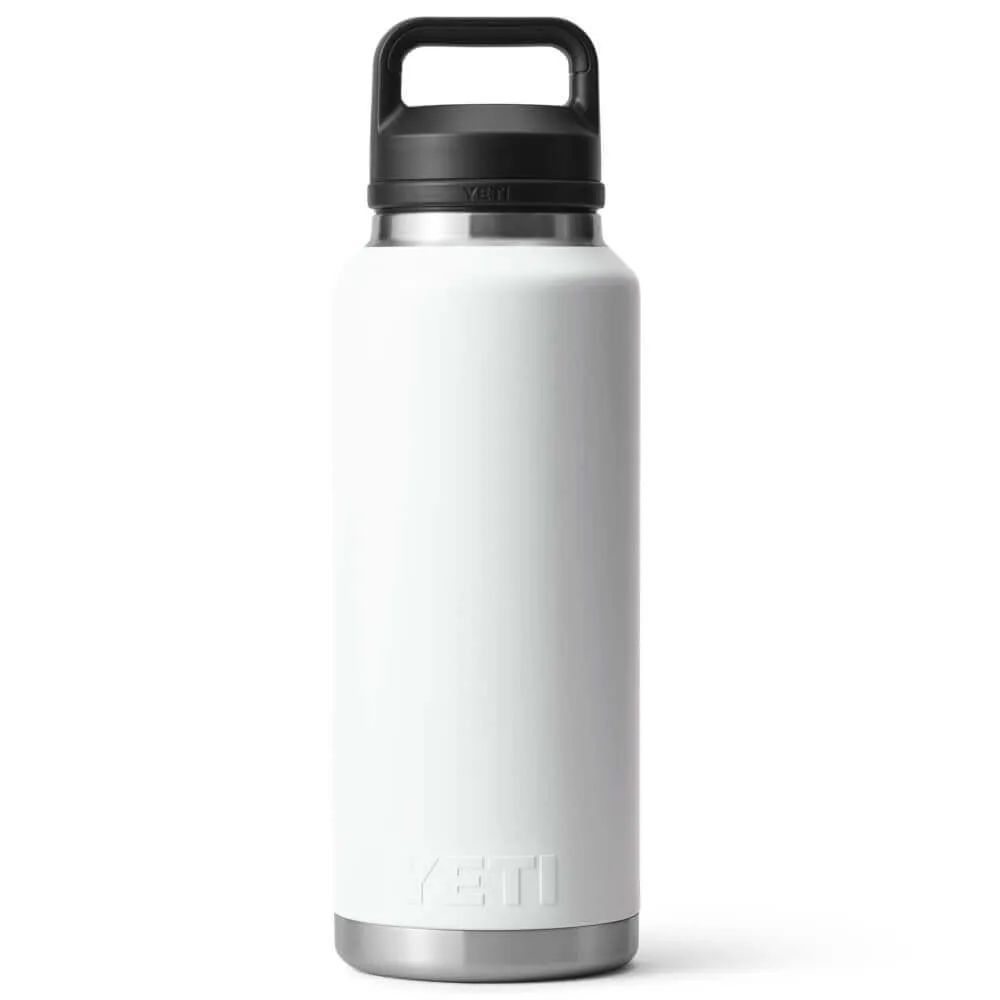 21071501348 TERMO RAMBLER 46 oz CHUG CAP BLANCO MARCA YETI