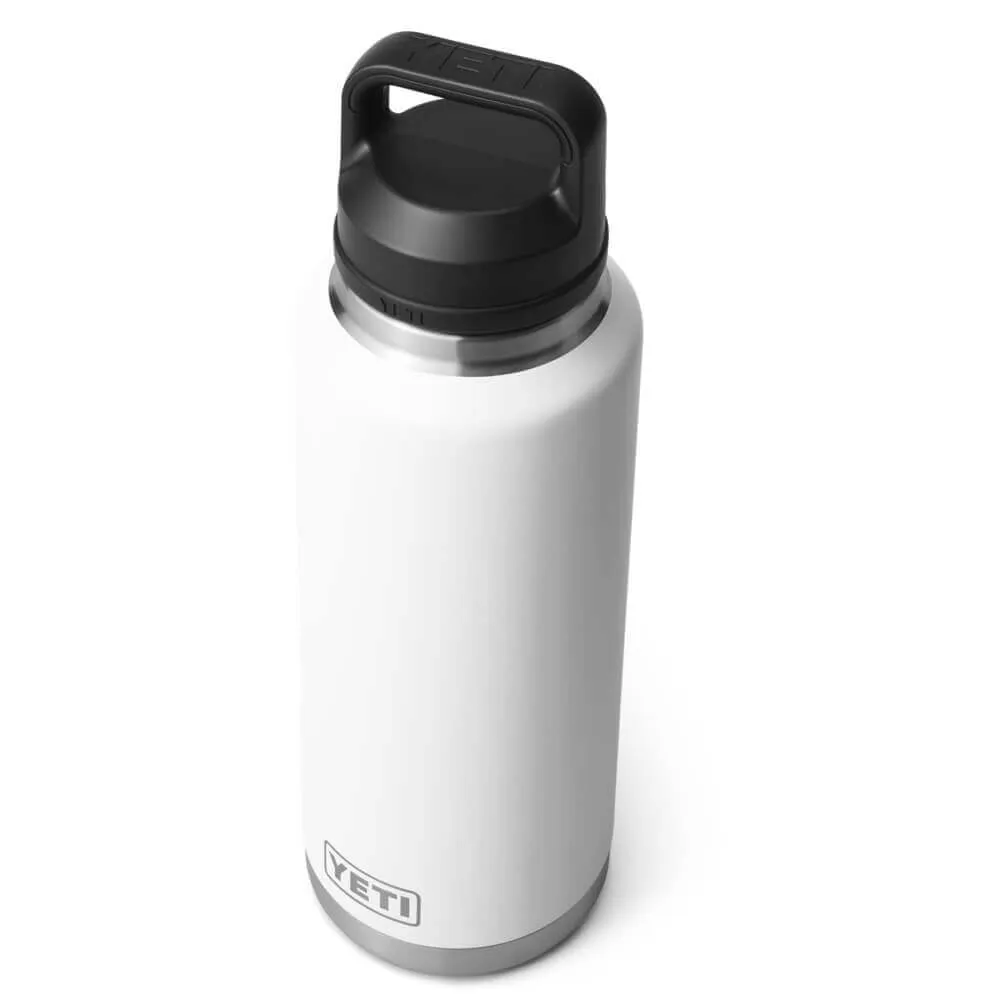 21071501348 TERMO RAMBLER 46 oz CHUG CAP BLANCO MARCA YETI