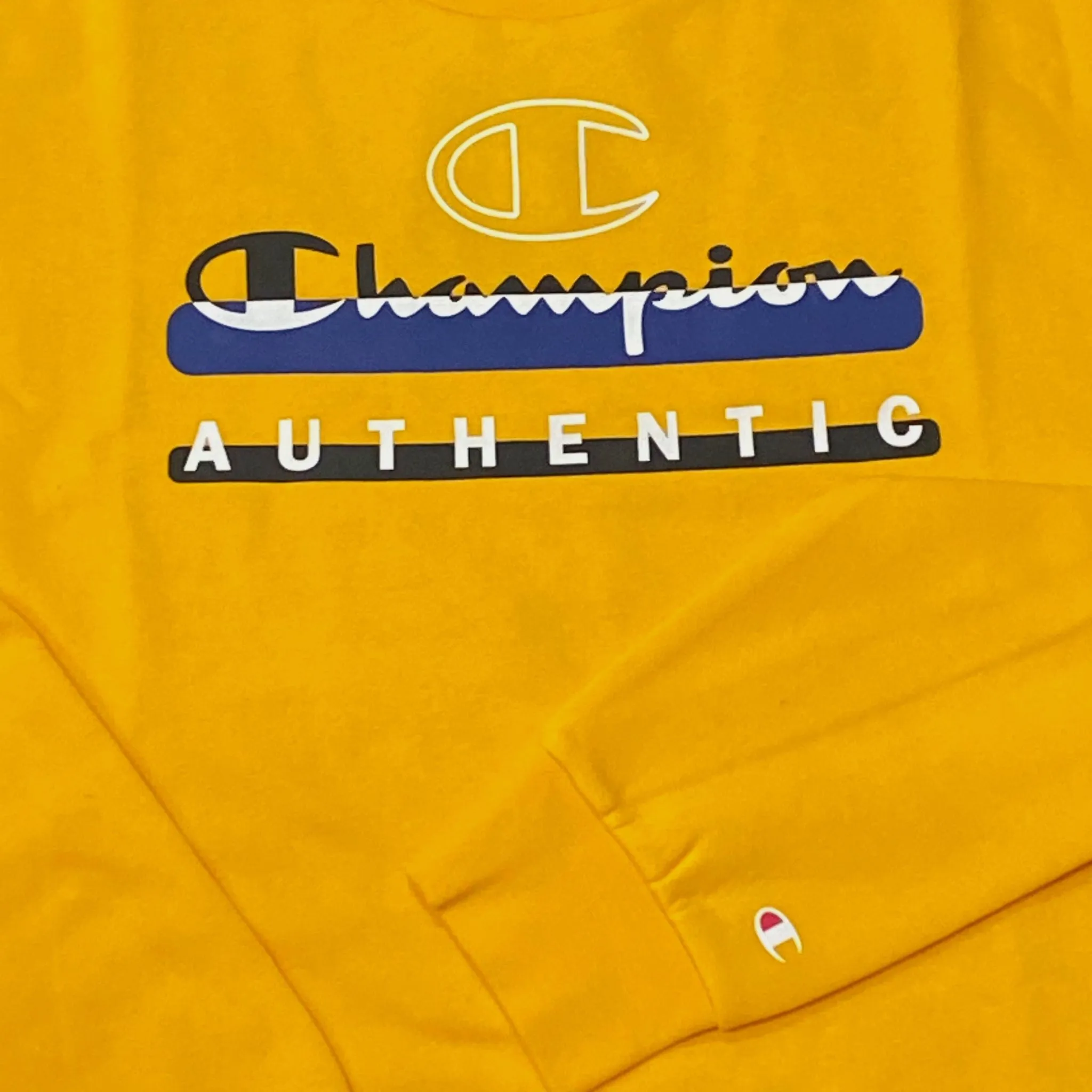 Champion light cotton crewneck sweatshirt with logo on the chest Legacy 306513 YS058 yellow