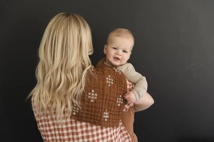 Chestnut Textile Burp Cloth