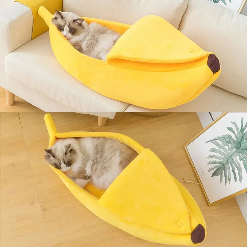 Delightful Cosy Banana-Shaped Cat Bed