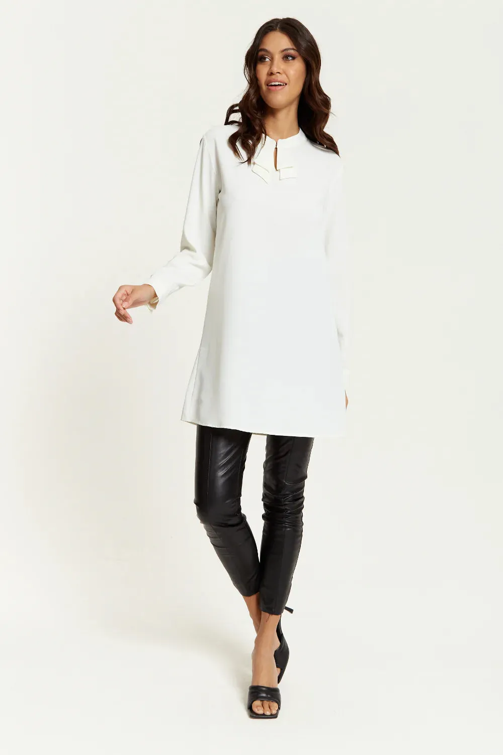 Hoxton Gal Oversized Long Sleeves Detailed Collar Tunic