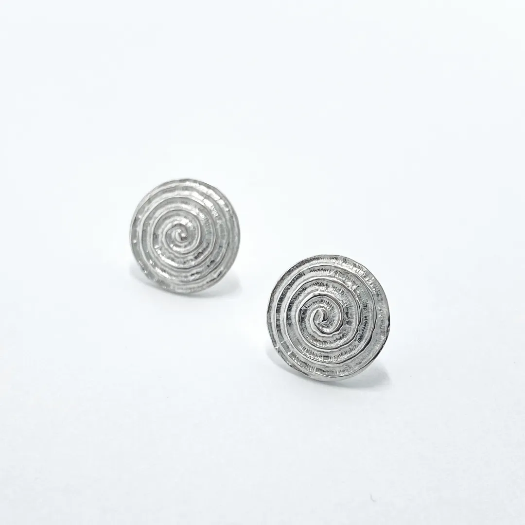 ille (Beauty) Earrings