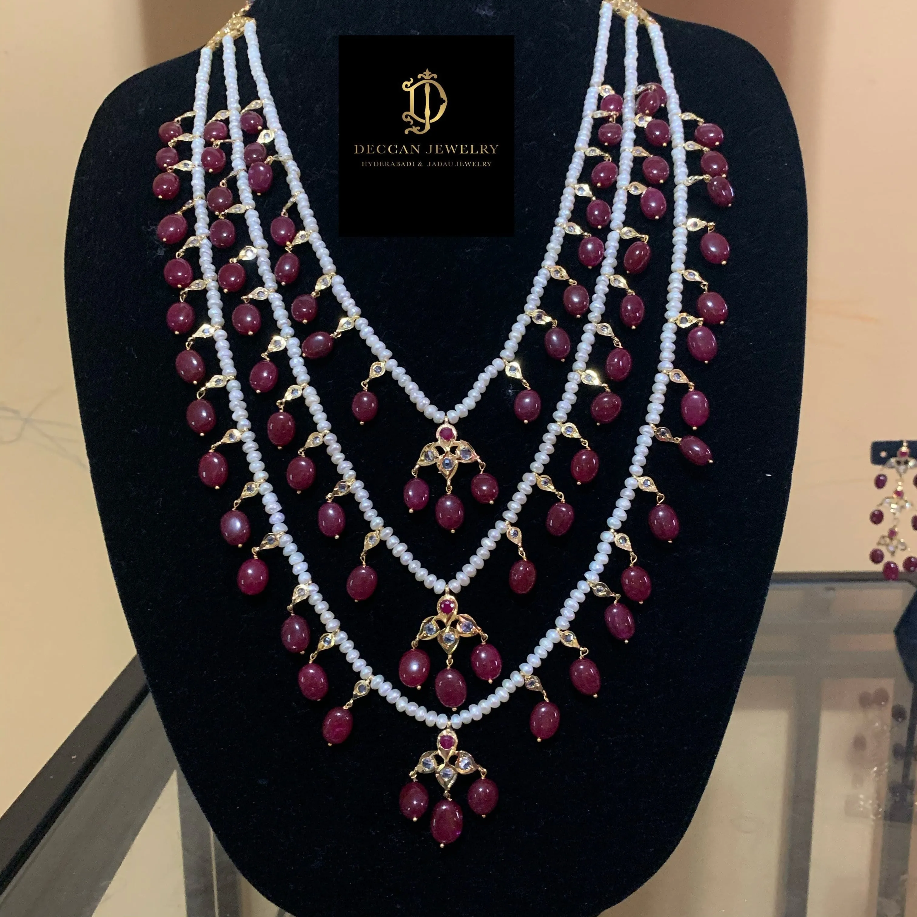 Inaya satlada (rubies) ( SHIPS IN 3 WEEKS )